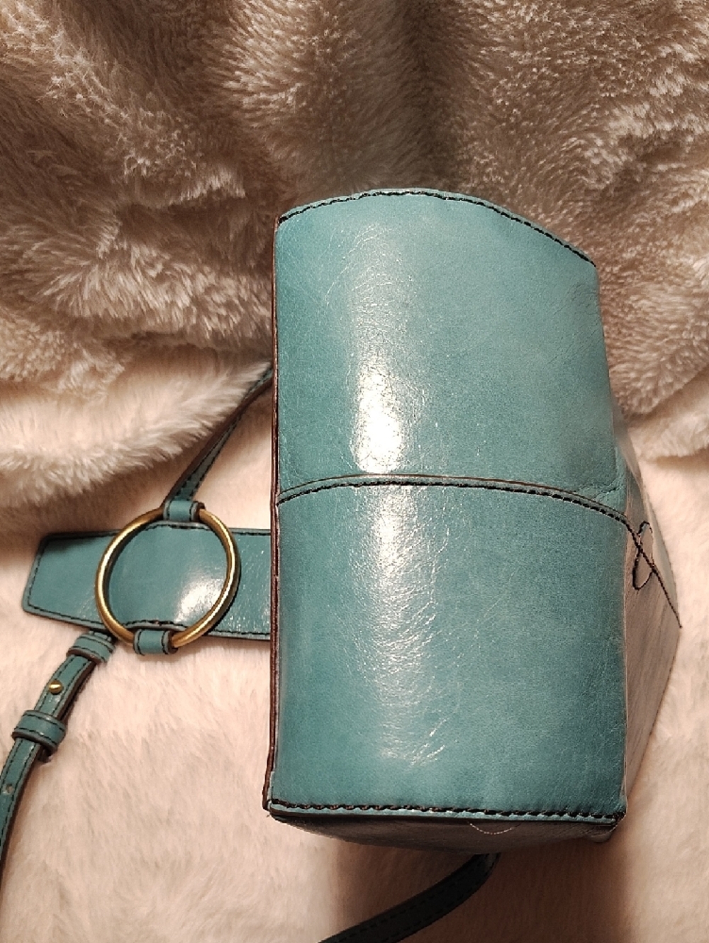 HOBO Seafoam Green Leather Crossbody with Gold Ring - Picture 7 of 10